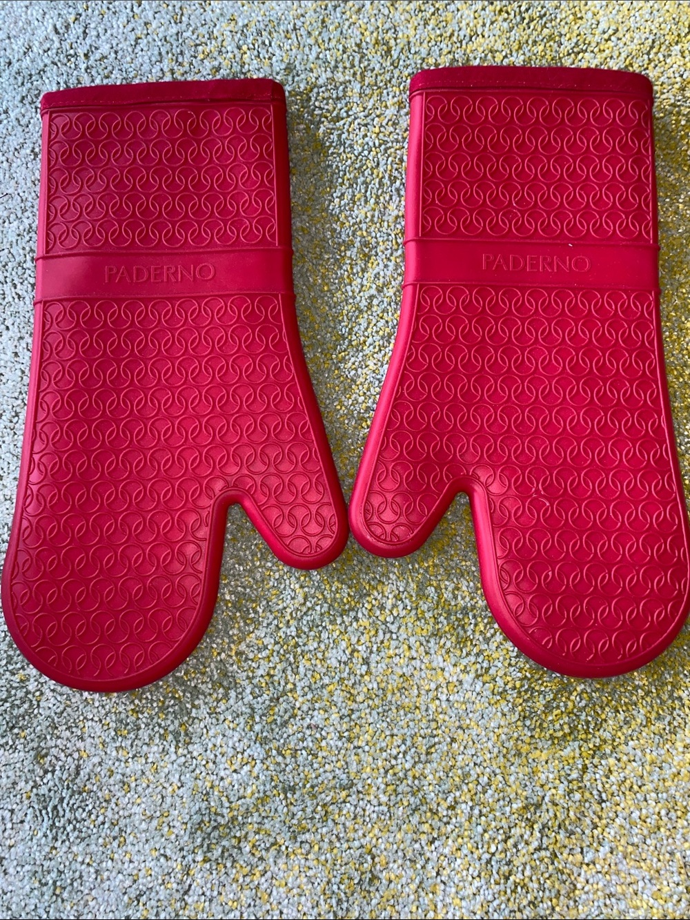 Paderno Red Silicone Oven Mitts Pair / NWOT